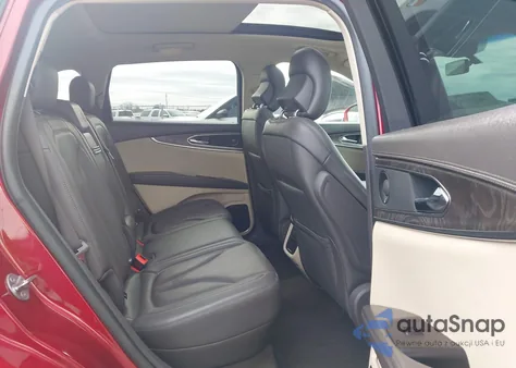 2019 Lincoln Nautilus Reserve z USA, uszkodzony, nr VIN 2LMPJ8L97KBL15836